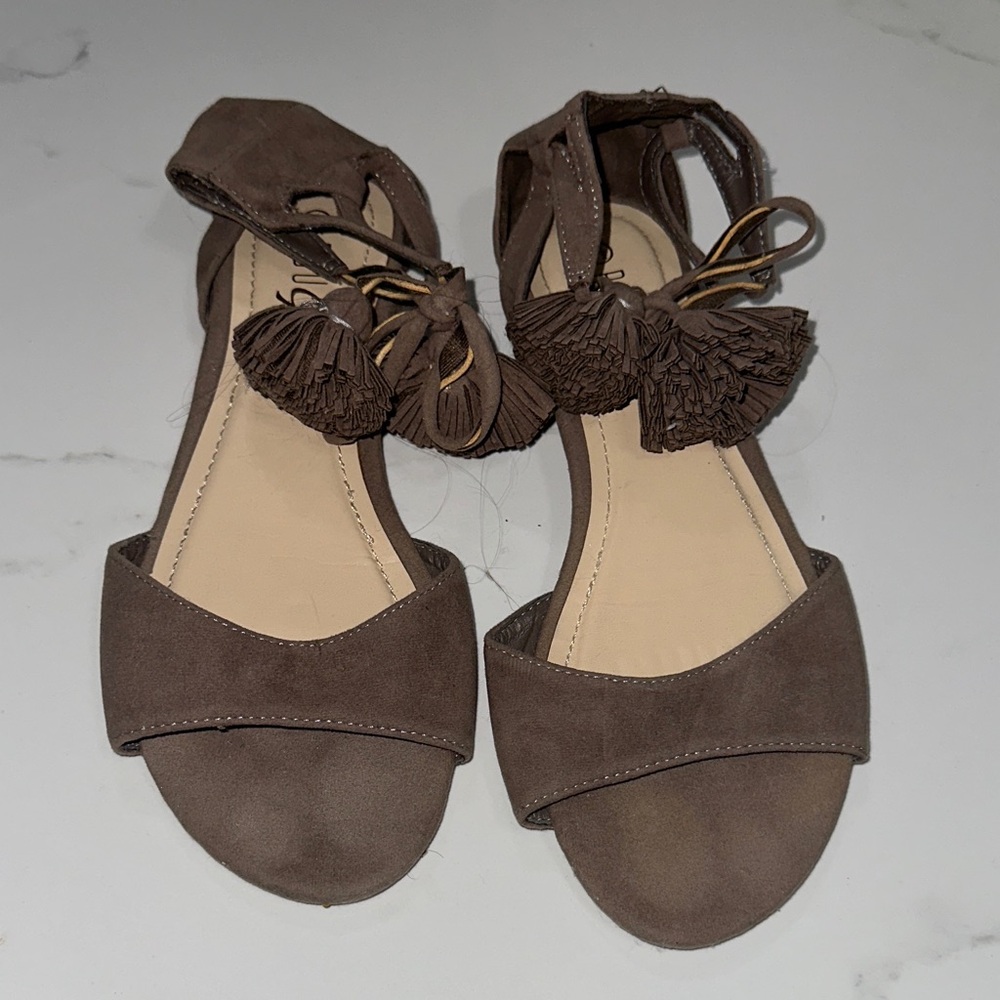 Rouge Helium Brown Suede Sandals with Tassels